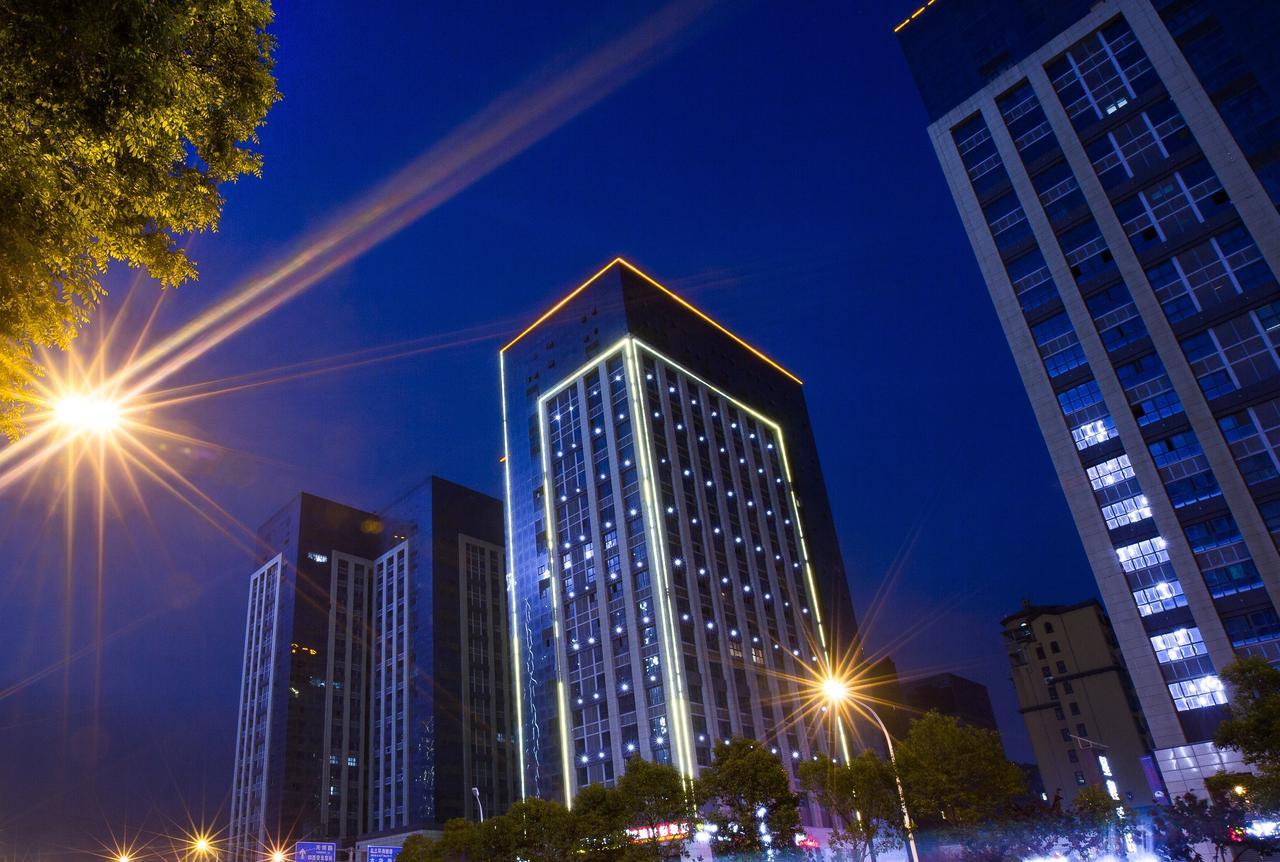 Hotel Ibis Xi'An North Train Station Executive Center Extérieur photo