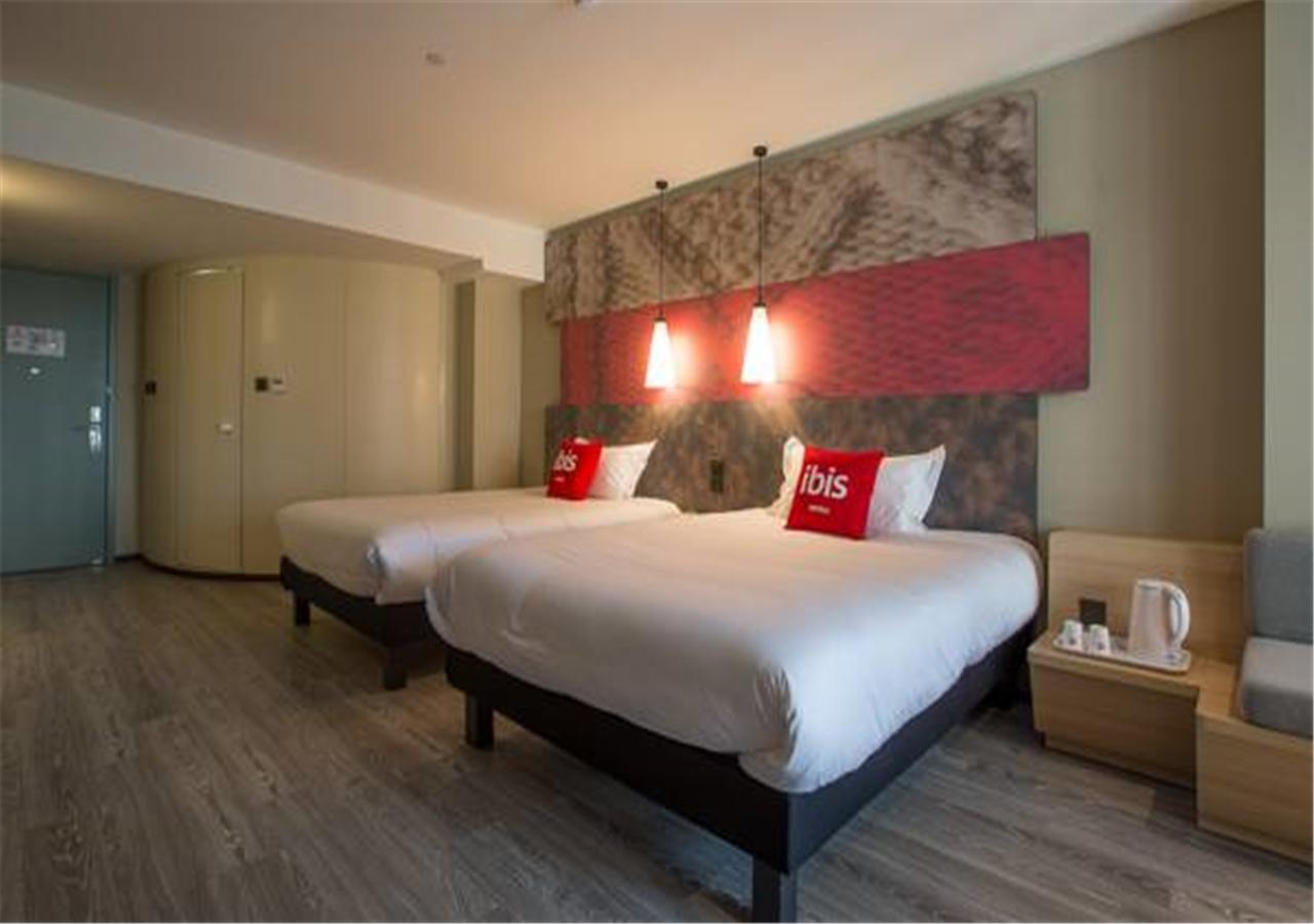 Hotel Ibis Xi'An North Train Station Executive Center Extérieur photo