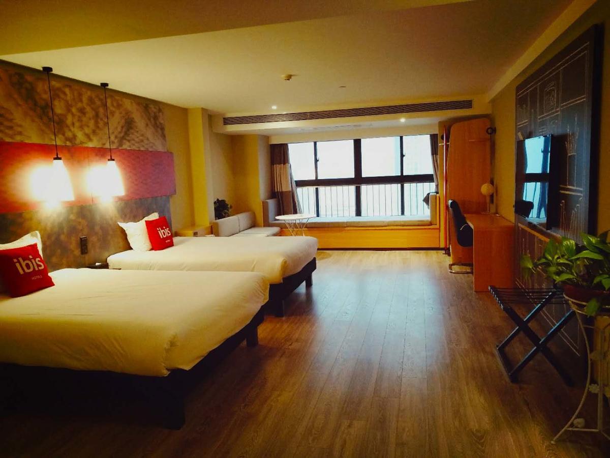 Hotel Ibis Xi'An North Train Station Executive Center Extérieur photo