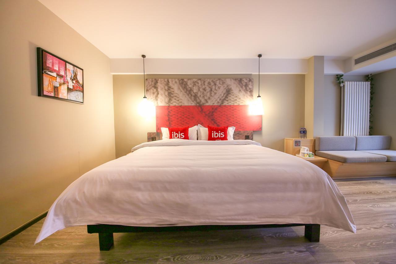 Hotel Ibis Xi'An North Train Station Executive Center Extérieur photo