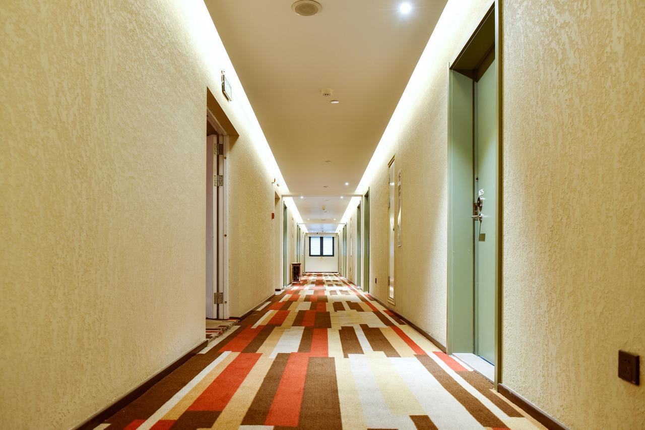 Hotel Ibis Xi'An North Train Station Executive Center Extérieur photo