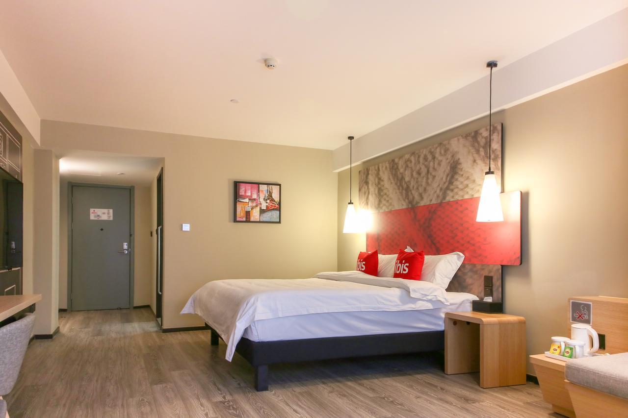 Hotel Ibis Xi'An North Train Station Executive Center Extérieur photo